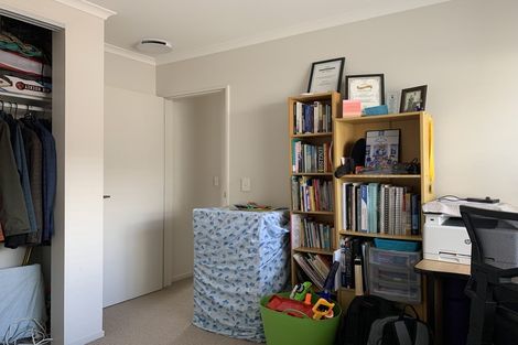 Photo of property in 8 Disley Road, Wattle Downs, Auckland, 2103