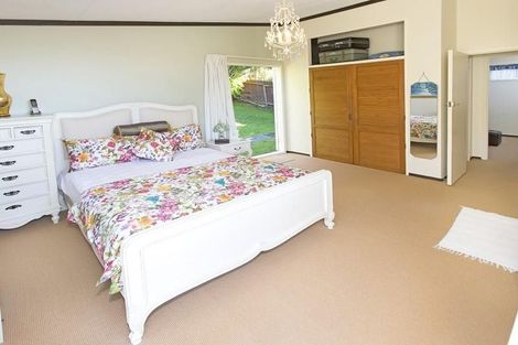 Photo of property in 193 Wade River Road, Wade Heads, Whangaparaoa, 0932