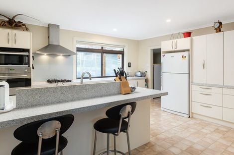 Photo of property in 91 Milton Terrace, Picton, 7220