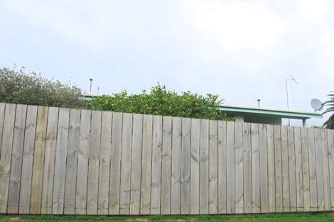 Photo of property in 102-104 Tremaine Avenue, Westbrook, Palmerston North, 4412