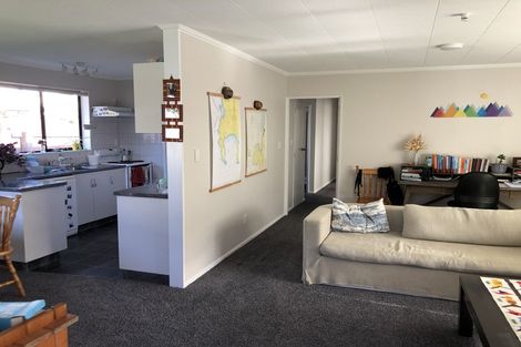 Photo of property in 5a Massey Street, Westown, New Plymouth, 4310