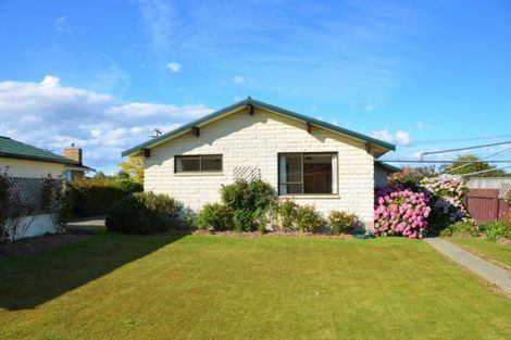 Photo of property in 3 Andrew Street, Waimate, 7924