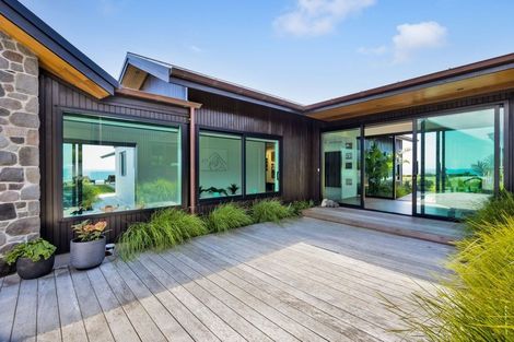 Photo of property in 24 Washer Road, Omata, New Plymouth, 4374