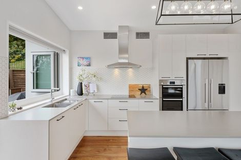 Photo of property in 16 Kiteroa Place, Cashmere, Christchurch, 8022