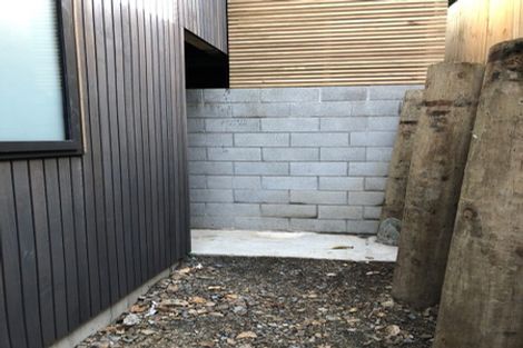 Photo of property in 15/20 Trent Street, Island Bay, Wellington, 6023