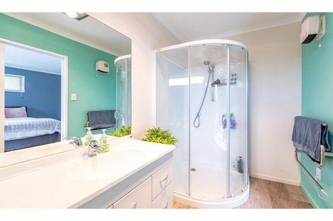 Photo of property in 17 Buckleys Road, Rangiora, 7400