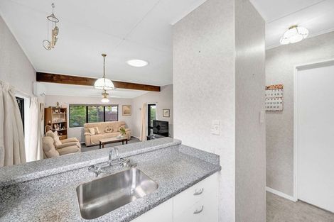 Photo of property in 2/17 Townshend Crescent, Greenmeadows, Napier, 4112