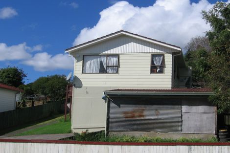 Photo of property in 8 Adam Sunde Place, Glen Eden, Auckland, 0602