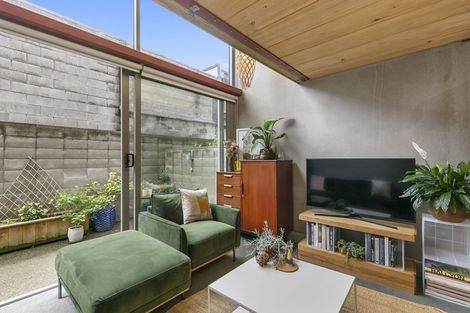 Photo of property in Tattoo Apartments, 15/42 Abel Smith Street, Te Aro, Wellington, 6011