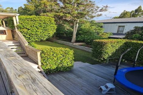 Photo of property in 18 Mappin Place, Chatswood, Auckland, 0626