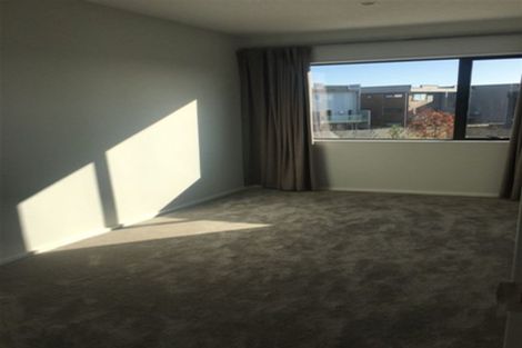 Photo of property in 50 Bordeaux Parade, Te Atatu South, Auckland, 0610