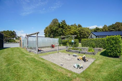 Photo of property in 102 Black Road, Otatara, Invercargill, 9879