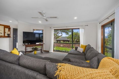 Photo of property in 30 Summerhaven Place, Ohauiti, Tauranga, 3112