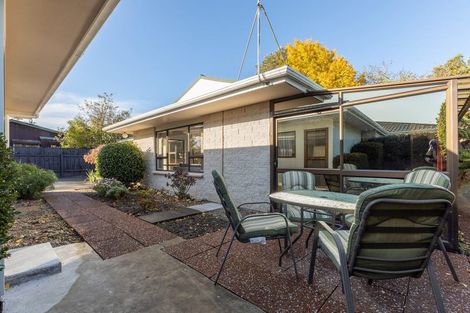 Photo of property in 18a Pahiatua Street, Hokowhitu, Palmerston North, 4410