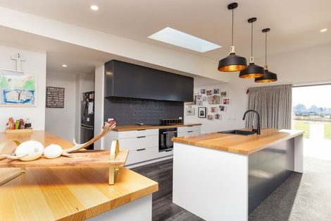 Photo of property in 85 Painstown Road, Waimate, 7978