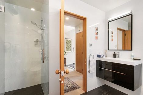 Photo of property in 2/31a Garden Road, Merivale, Christchurch, 8014