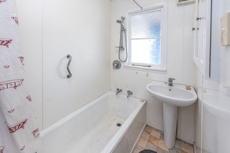 Photo of property in 13 Kiwi Street, Whanganui East, Whanganui, 4500