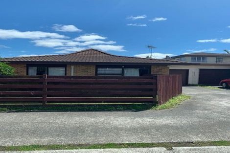 Photo of property in 2/8 Ingram Street, Papakura, 2110