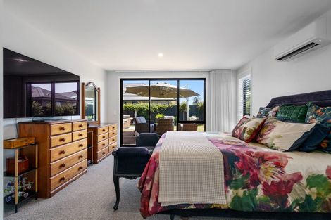 Photo of property in 13 Webber Street, Cambridge, 3434