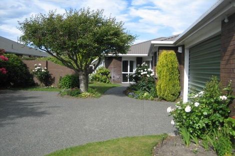 Photo of property in 32 Kedleston Drive, Avonhead, Christchurch, 8042