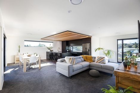 Photo of property in 46 Fernbrook Drive, Hurworth, New Plymouth, 4310