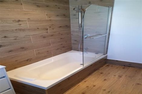 Photo of property in 6 Everglade Drive, Goodwood Heights, Auckland, 2105