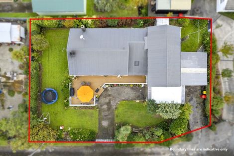 Photo of property in 1 Oriel Place, Levin, 5510
