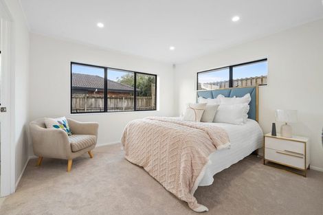 Photo of property in 26 Summermist Drive, Northpark, Auckland, 2013