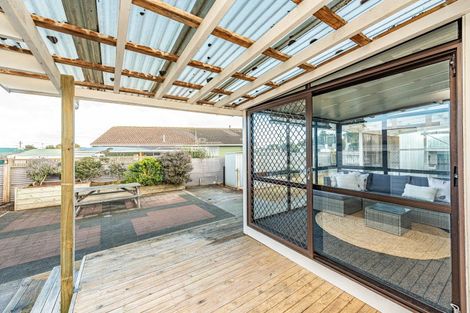 Photo of property in 29 Laird Street, Castlecliff, Whanganui, 4501