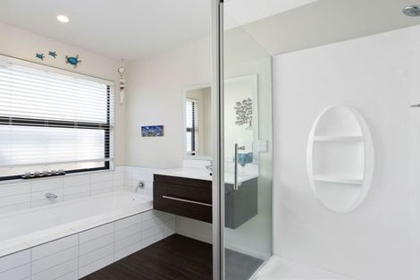 Photo of property in 93 Bickerton Street, Wainoni, Christchurch, 8061