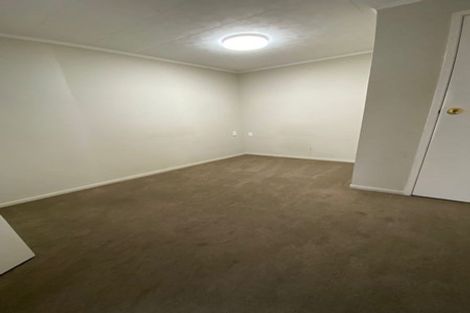 Photo of property in 25 Miles Avenue, Papatoetoe, Auckland, 2025