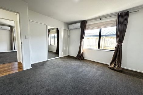 Photo of property in 88 Sarabande Avenue, Redwood, Christchurch, 8051