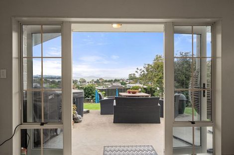 Photo of property in 193 Omokoroa Road, Omokoroa, 3114