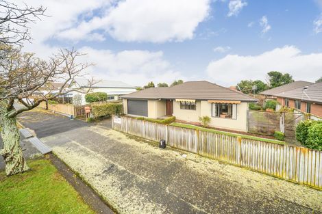 Photo of property in 25 Alfred Street, Roslyn, Palmerston North, 4414