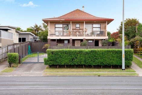 Photo of property in 1000 Papamoa Beach Road, Papamoa Beach, Papamoa, 3118