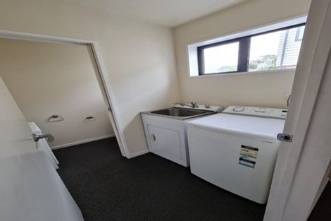 Photo of property in 300 Riccarton Road, Upper Riccarton, Christchurch, 8041