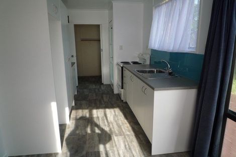 Photo of property in 2/24 Station Road, Takanini, 2112