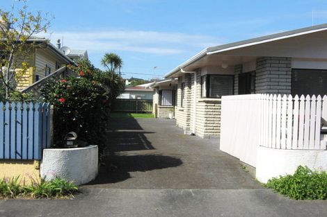 Photo of property in 13a Bulkeley Terrace, New Plymouth, 4310
