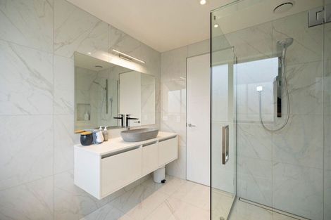 Photo of property in 2 Appin Court, Jacks Point, Queenstown, 9371