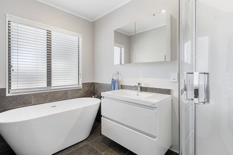 Photo of property in 63 Cruickshank Road, Clouston Park, Upper Hutt, 5018