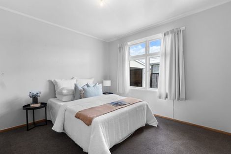 Photo of property in 24 Braid Road, St Andrews, Hamilton, 3200