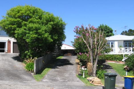 Photo of property in 19 Seon Place, Birkdale, Auckland, 0626