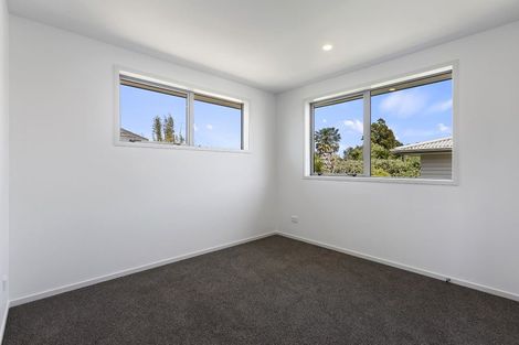 Photo of property in 47b Lynwood Road, New Lynn, Auckland, 0600