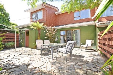 Photo of property in 2/3 Akehurst Avenue, New Lynn, Auckland, 0600