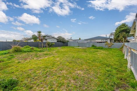 Photo of property in 2 Nicholson Street, Mayfair, Hastings, 4122