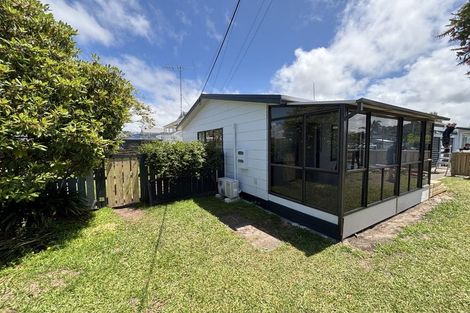 Photo of property in 2a Nukumea Common, Orewa, 0931