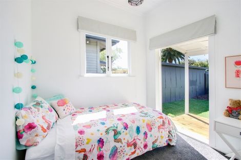 Photo of property in 48 Latham Street, Napier South, Napier, 4110