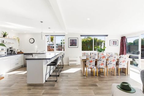 Photo of property in 872 Harington Point Road, Harington Point, Dunedin, 9077