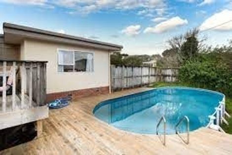 Photo of property in 64 View Road, Henderson, Auckland, 0612