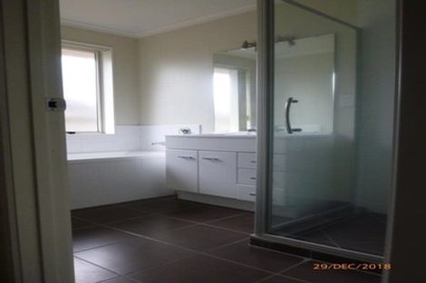 Photo of property in 28a Rosier Road, Glen Eden, Auckland, 0602